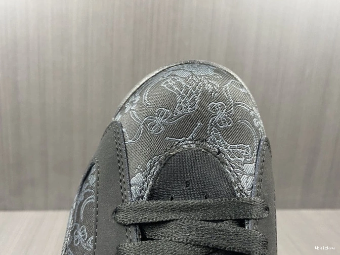 Cheap TBK Triple Jordan DB9818-001 SD 6 Black Retro (W) 0809